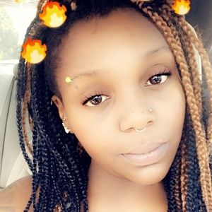 Meet your Posher, Whitley